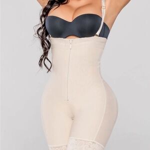 High Waist Compression Shorts W/Removable Straps & Steel Bone